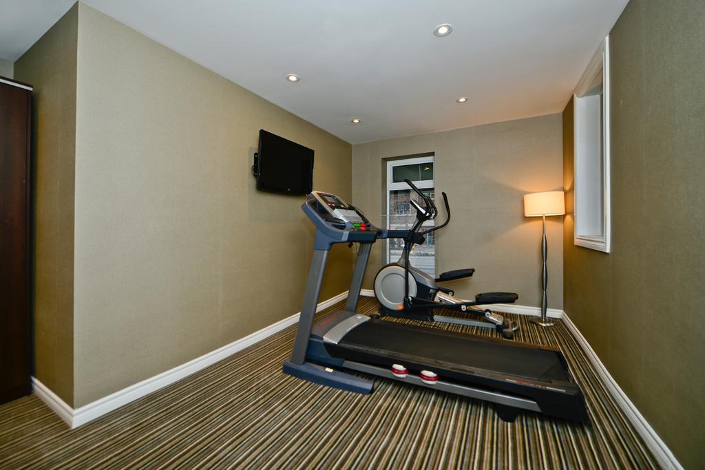 Comfort Inn Toronto City Centre Esterno foto