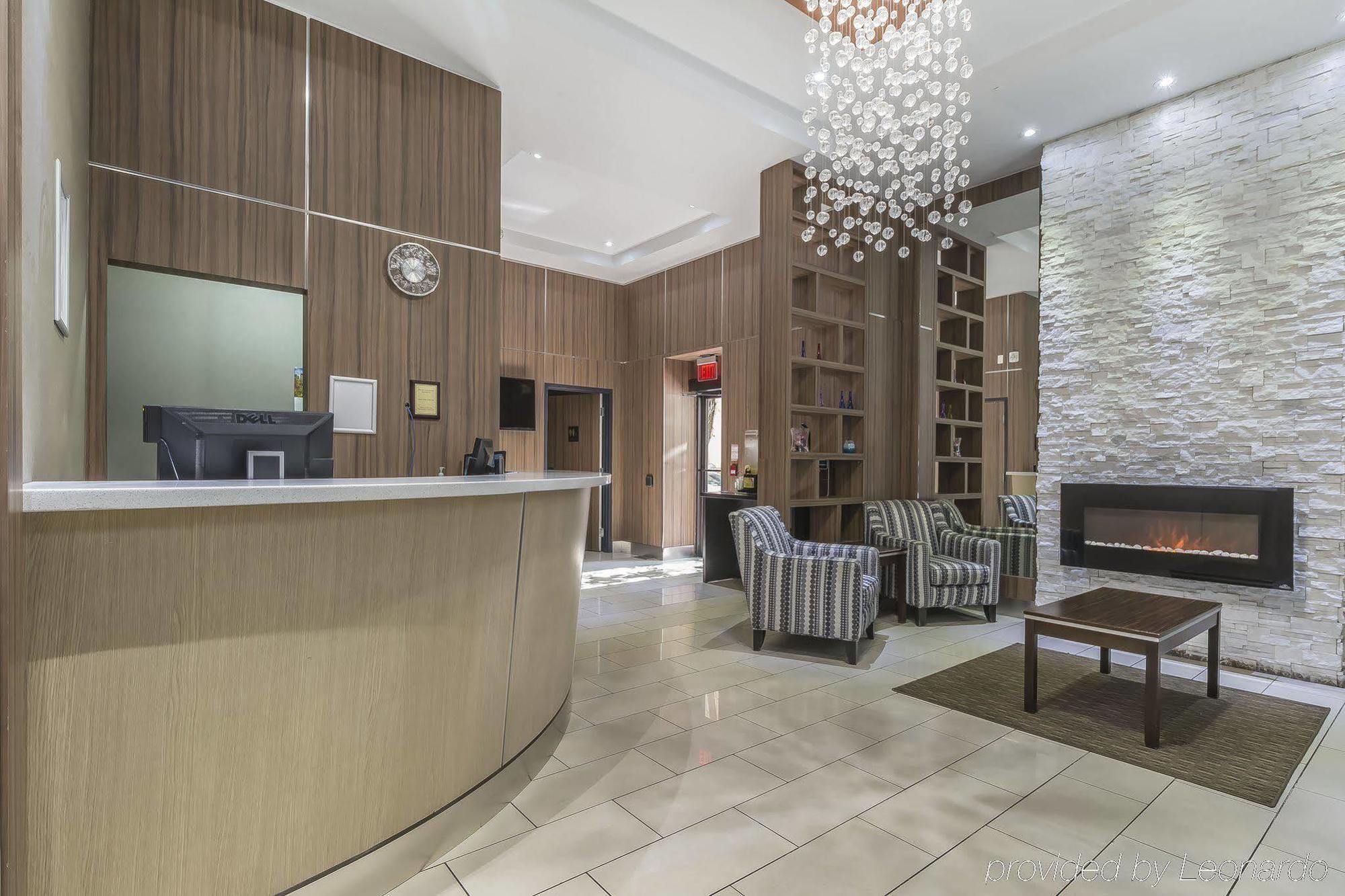 Comfort Inn Toronto City Centre Esterno foto